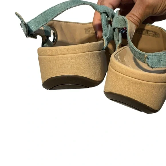 Vionic Jolie Teal and Tan Women's Sandals size 9 - Picture 4 of 10